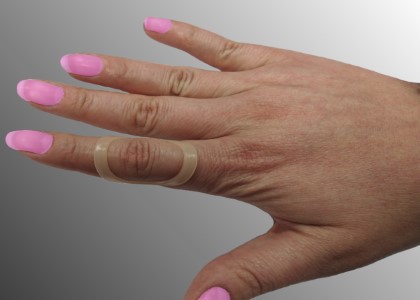 Oval-8 prstová dlažka<br> pro fixaci a korekci malých kloubů prstů ruky