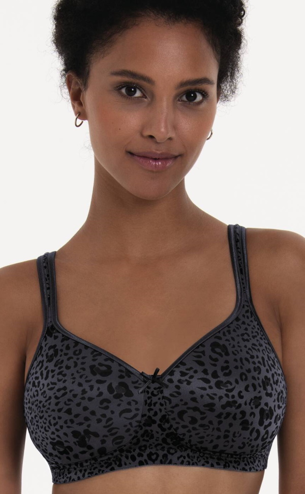 anita_4761x_408.jpg